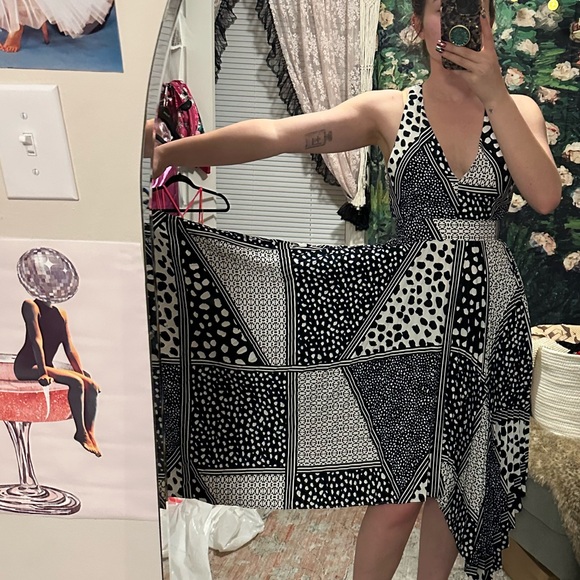 Express Halter Dress - Picture 9 of 13